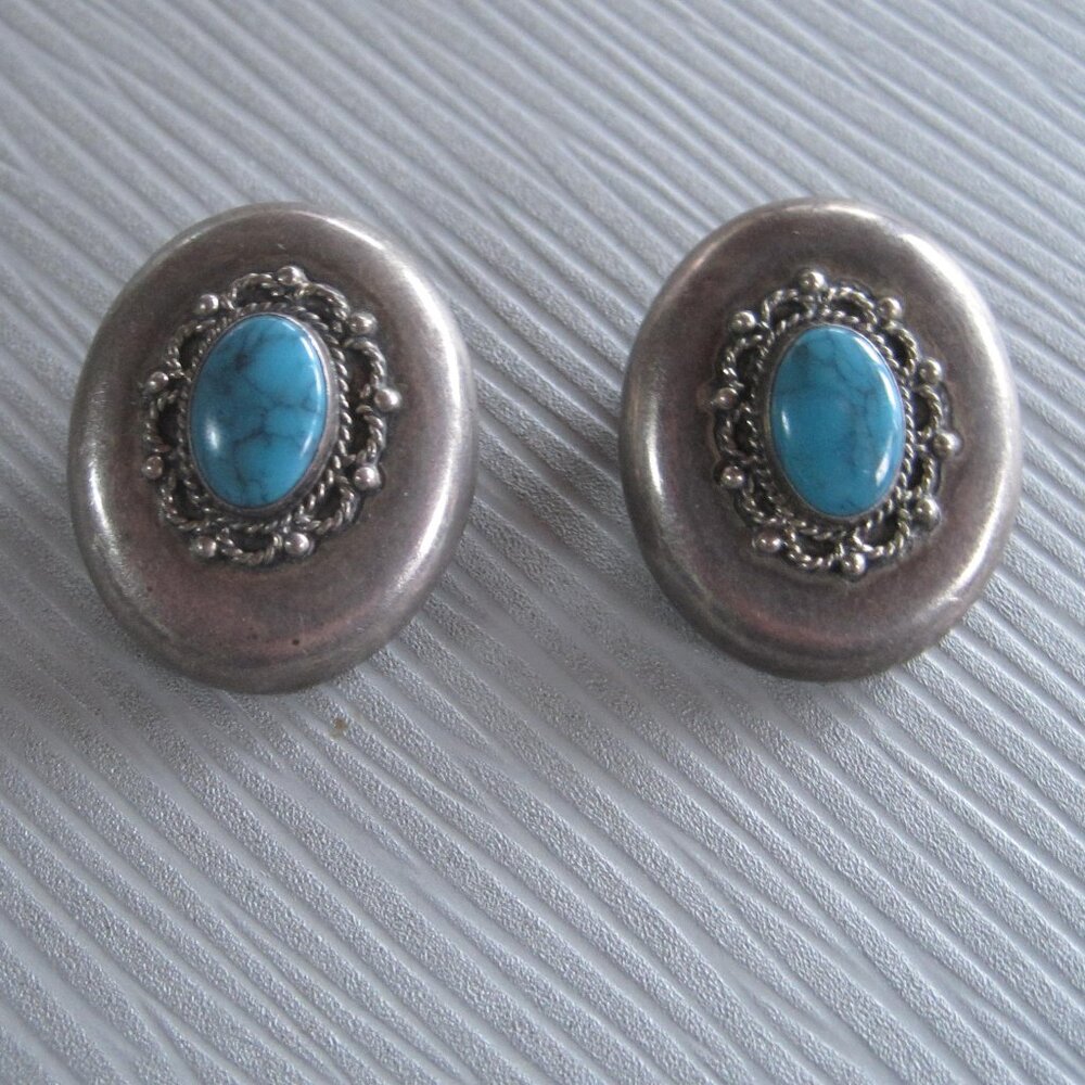 Vintage Sterling & Turquoise Clipon Earrings - Picture 2 of 6